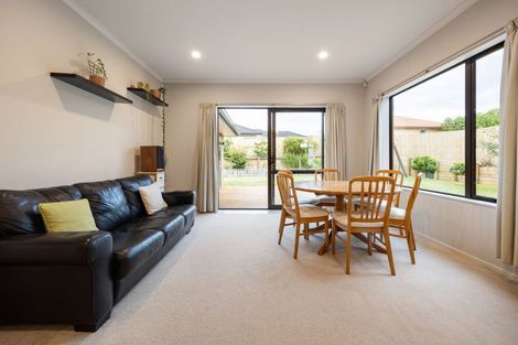 Photo of property in 2 Viking Lane, Flagstaff, Hamilton, 3210