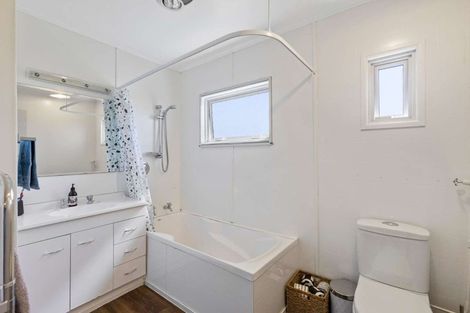 Photo of property in 82 Thorn Road, Dovedale, Wakefield, 7096