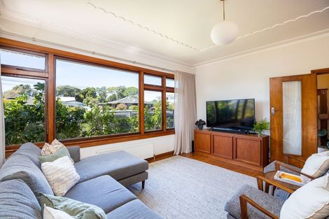 Photo of property in 2 Norman Street, Lower Vogeltown, New Plymouth, 4310