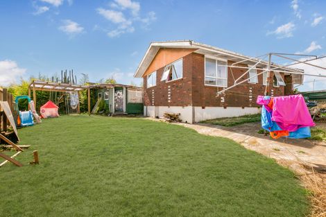 Photo of property in 5 Dorendia Place, Clendon Park, Auckland, 2103