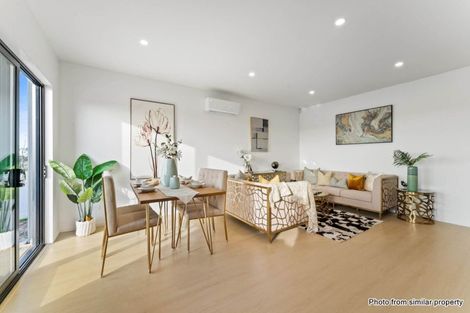 Photo of property in 3 Taiororua Avenue, Massey, Auckland, 0614