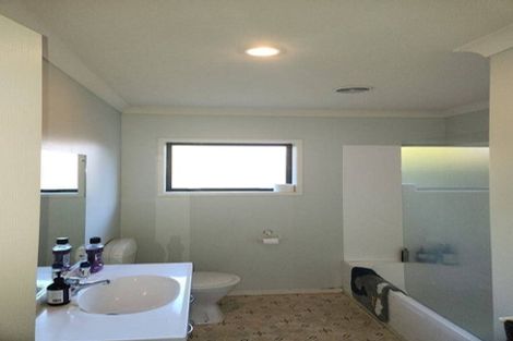 Photo of property in 202 Greenhithe Road, Greenhithe, Auckland, 0632