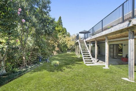 Photo of property in 4 Fitzpatrick Place, Chatswood, Auckland, 0626
