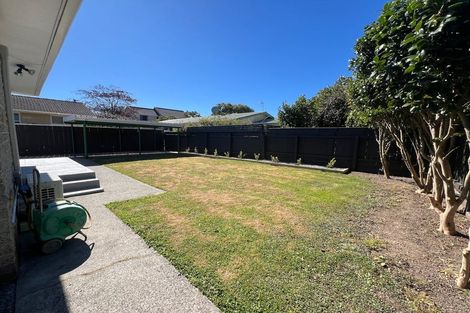 Photo of property in 13 Saint Ronans Avenue, Waterloo, Lower Hutt, 5011