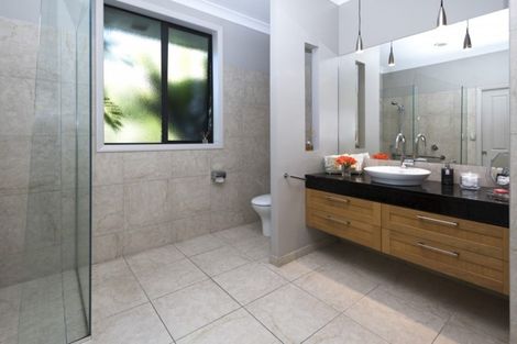 Photo of property in 169 Broomfields Road, Whitford, Howick, 2571