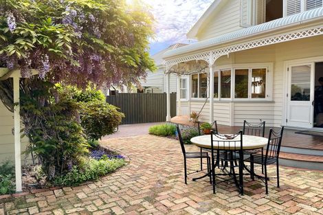 Photo of property in 7 Grahame Street, Devonport, Auckland, 0624