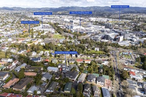 Photo of property in 35c Edmonton Road, Henderson, Auckland, 0612
