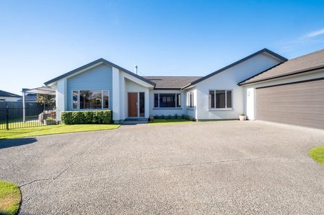 Photo of property in 79 Russell Robertson Drive, Havelock North, 4130