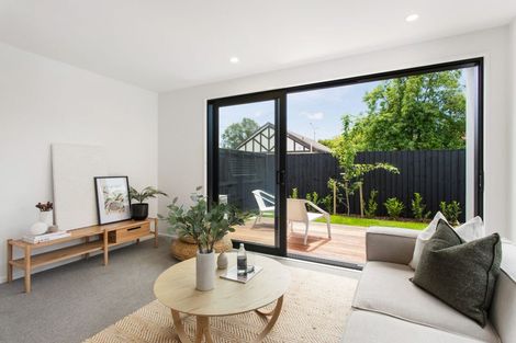 Photo of property in 3/13 Goldsmith Place, Waltham, Christchurch, 8023