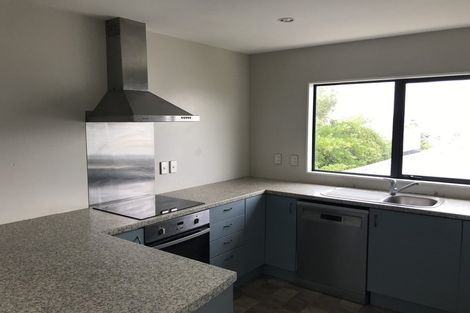 Photo of property in 31a Hiwi Crescent, Titahi Bay, Porirua, 5022