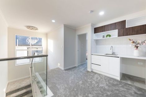 Photo of property in 61 Tir Conaill Avenue, Flat Bush, Auckland, 2019