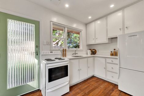 Photo of property in 31 Fifield Terrace, Waltham, Christchurch, 8023