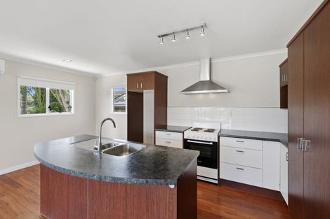 Photo of property in 47 Taihiki Road, Clarks Beach, 2122