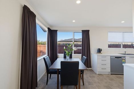 Photo of property in 30 Saint Heliers Crescent, Aranui, Christchurch, 8061