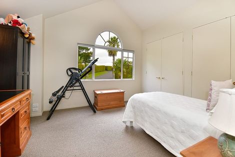 Photo of property in 54 Pinetone Road, Kumeu, 0892