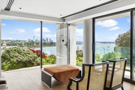 Photo of property in 92 Paritai Drive, Orakei, Auckland, 1071