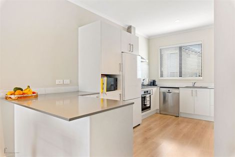 Photo of property in 4 Peihana Road, Hobsonville, Auckland, 0616