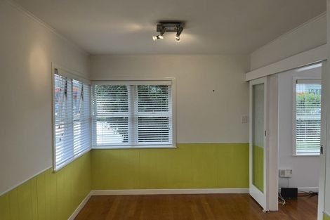 Photo of property in 32 Chartwell Avenue, Glenfield, Auckland, 0629