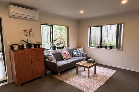 Photo of property in 45j Brandon Road, Glen Eden, Auckland, 0602