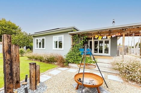 Photo of property in 22 Ross Street, Otane, 4202