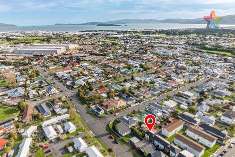 Photo of property in 8/97 Whites Line East, Waiwhetu, Lower Hutt, 5010