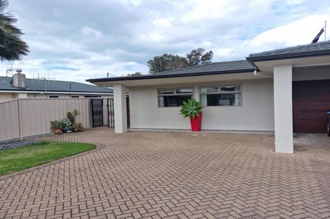 Photo of property in 69 Church Road, Taradale, Napier, 4112