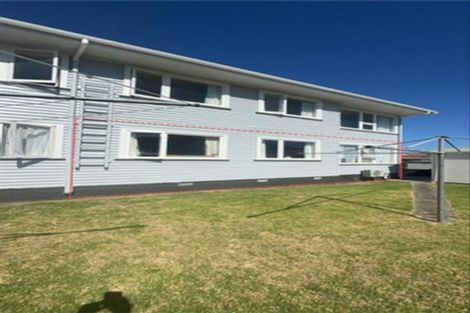 Photo of property in 32 Hine Street, New Plymouth, 4310