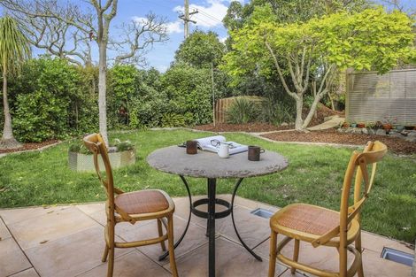 Photo of property in 32 North Road, Clevedon, Papakura, 2582