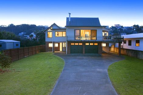 Photo of property in 33 Arkles Strand, Arkles Bay, Whangaparaoa, 0932