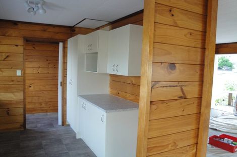 Photo of property in 1/9 Bronzewing Terrace, Unsworth Heights, Auckland, 0632