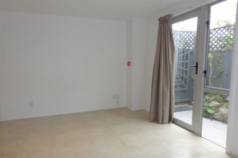 Photo of property in 2/32 Cranmer Square, Christchurch Central, Christchurch, 8013