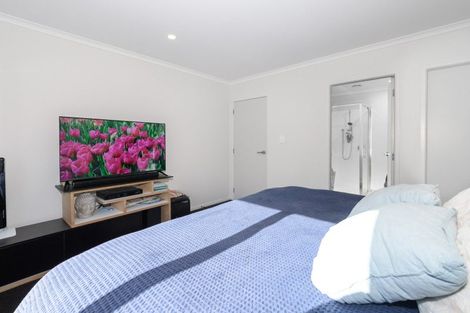 Photo of property in 1 Fearnley Grove, Pyes Pa, Tauranga, 3112