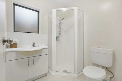 Photo of property in 11/12 Blueridge Close, Sunnyvale, Auckland, 0612