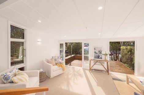 Photo of property in 79a Port Hills Road, Heathcote Valley, Christchurch, 8022