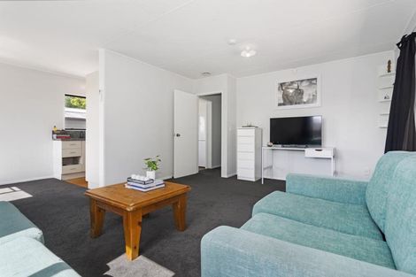 Photo of property in 16b Kentucky Crescent, Nawton, Hamilton, 3200