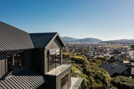 Photo of property in 66 Cliffs Road, Saint Clair, Dunedin, 9012