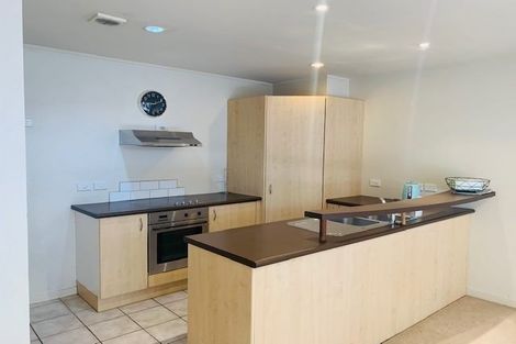Photo of property in Mendosa Terraces Apartments, 14/9 Ebor Street, Te Aro, Wellington, 6011