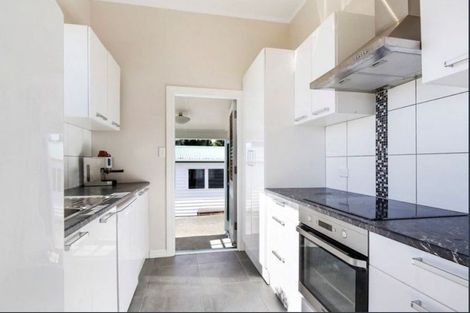 Photo of property in 33 Awatea Street, Ranui, Porirua, 5024