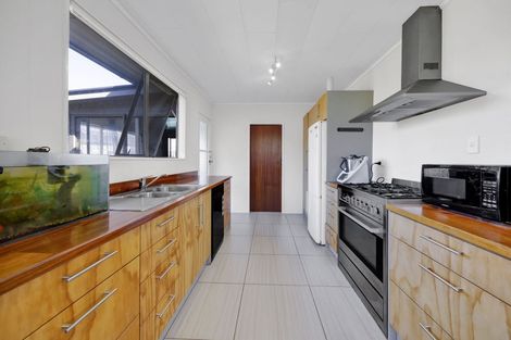 Photo of property in 15 Wilson Road, Opunake, 4616