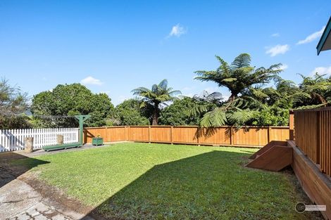 Photo of property in 42b Lord Street, Stokes Valley, Lower Hutt, 5019