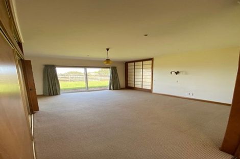 Photo of property in 168 Vaughans Road, Long Bay, Albany, 0792