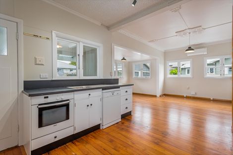 Photo of property in 201 College Street, West End, Palmerston North, 4412