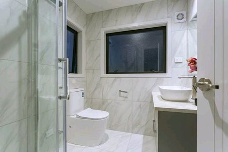 Photo of property in 9 Pennant Street, Long Bay, Auckland, 0630