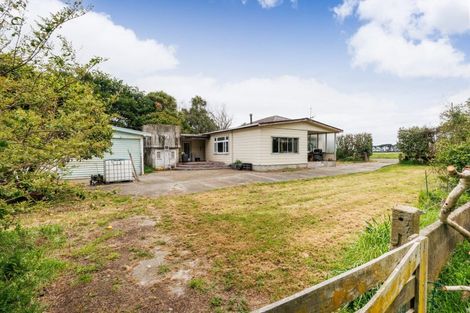 Photo of property in 593 Aranui Road, Kairanga, Palmerston North, 4475