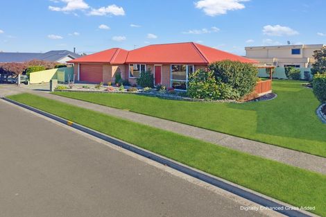 Photo of property in 7 Hoult Crescent, Monaco, Nelson, 7011