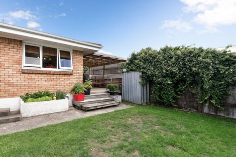 Photo of property in 14 Dover Road, St Andrews, Hamilton, 3200