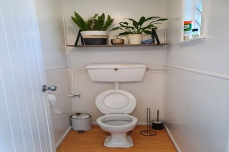 Photo of property in 32 Cutler Street, New Lynn, Auckland, 0600