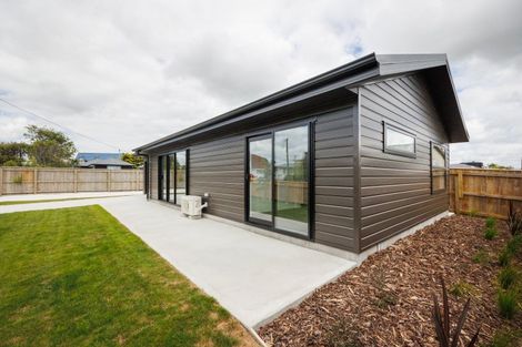 Photo of property in 68b Hedges Street, Sanson, 4817