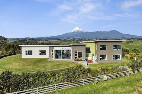 Photo of property in 62 Atkinson Road, Hurworth, New Plymouth, 4371