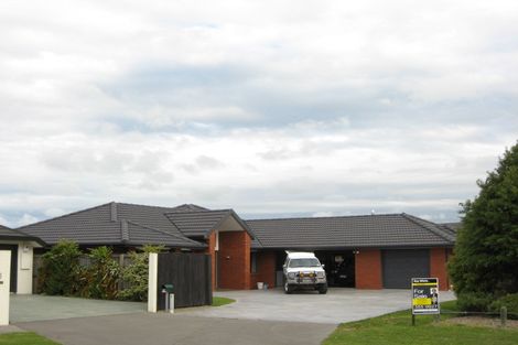 Photo of property in 14 Lowe Place, Rangiora, 7400